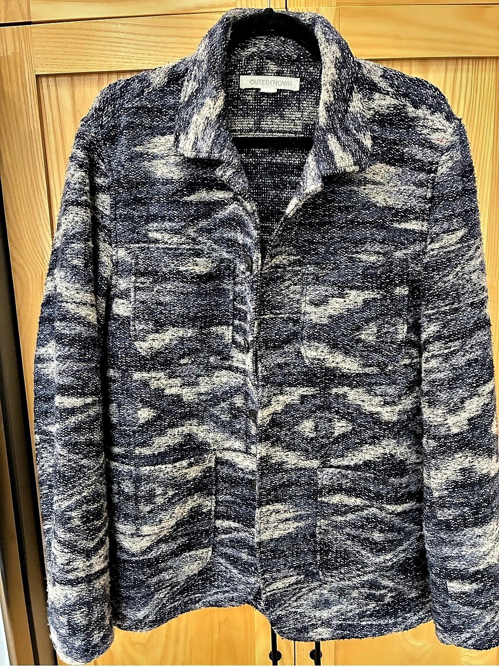 Outerknown The Blanket Shirt Jacket in Blue & White, Medium
